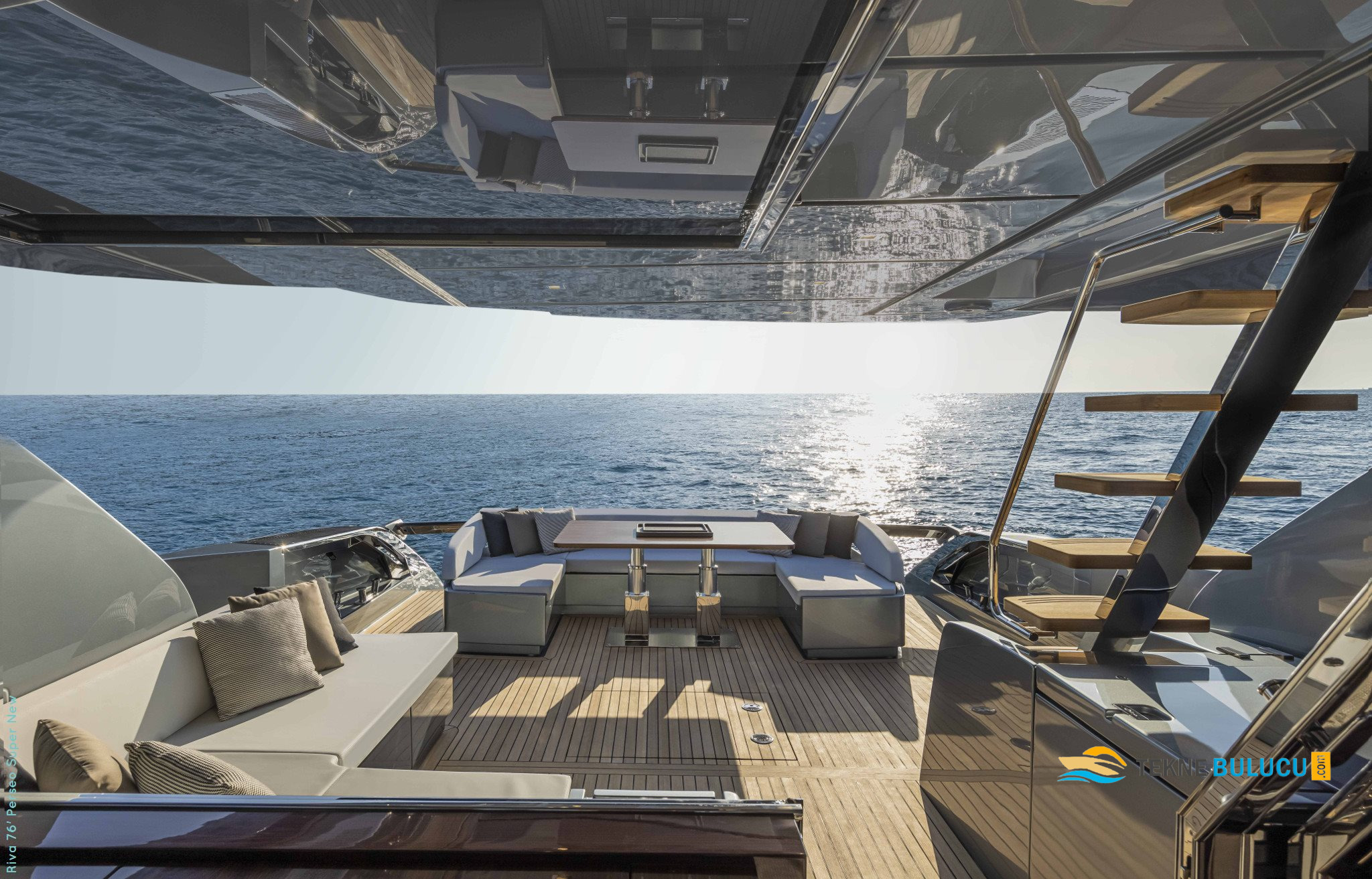Riva 76 Perseo 2018 iç mekan 3
