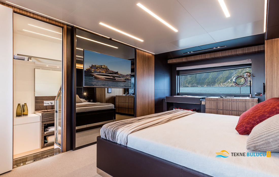 Riva 100 Corsaro 2023 iç mekan 3