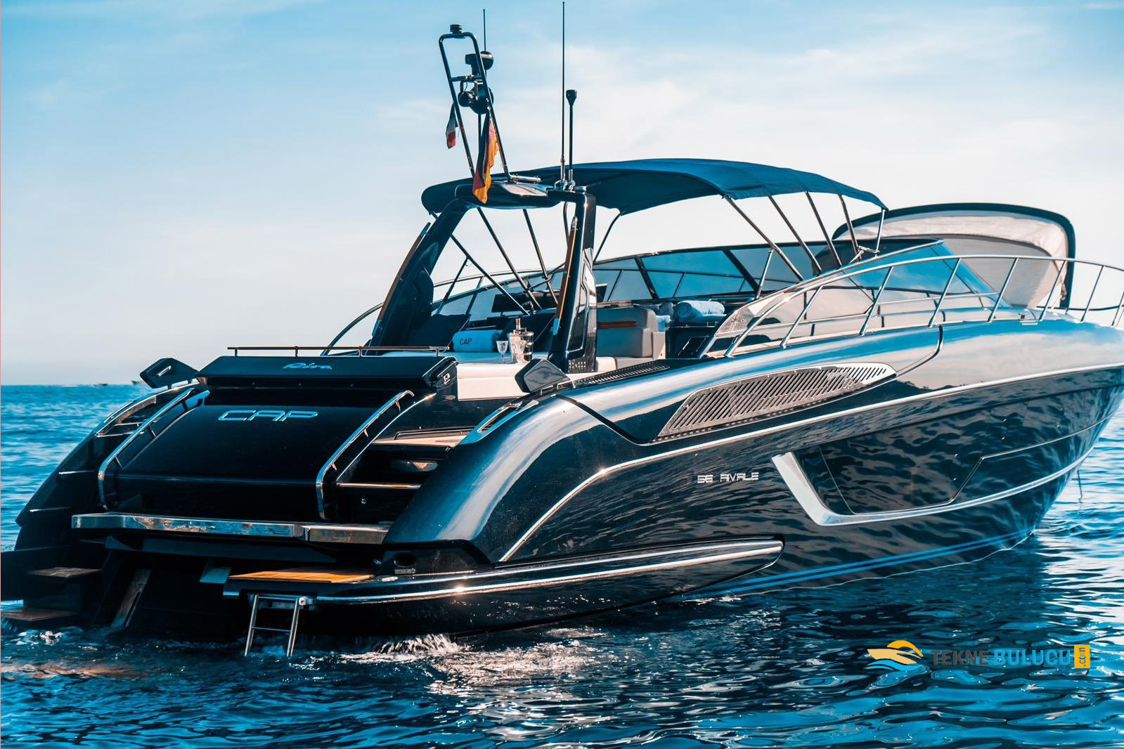 Riva 56 Rivale 2021 iç mekan 3