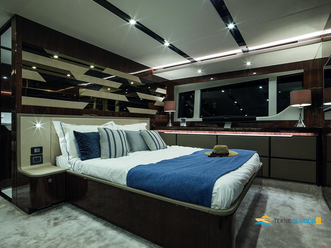 Fairline Targa 63 GTO 2020 iç mekan 3