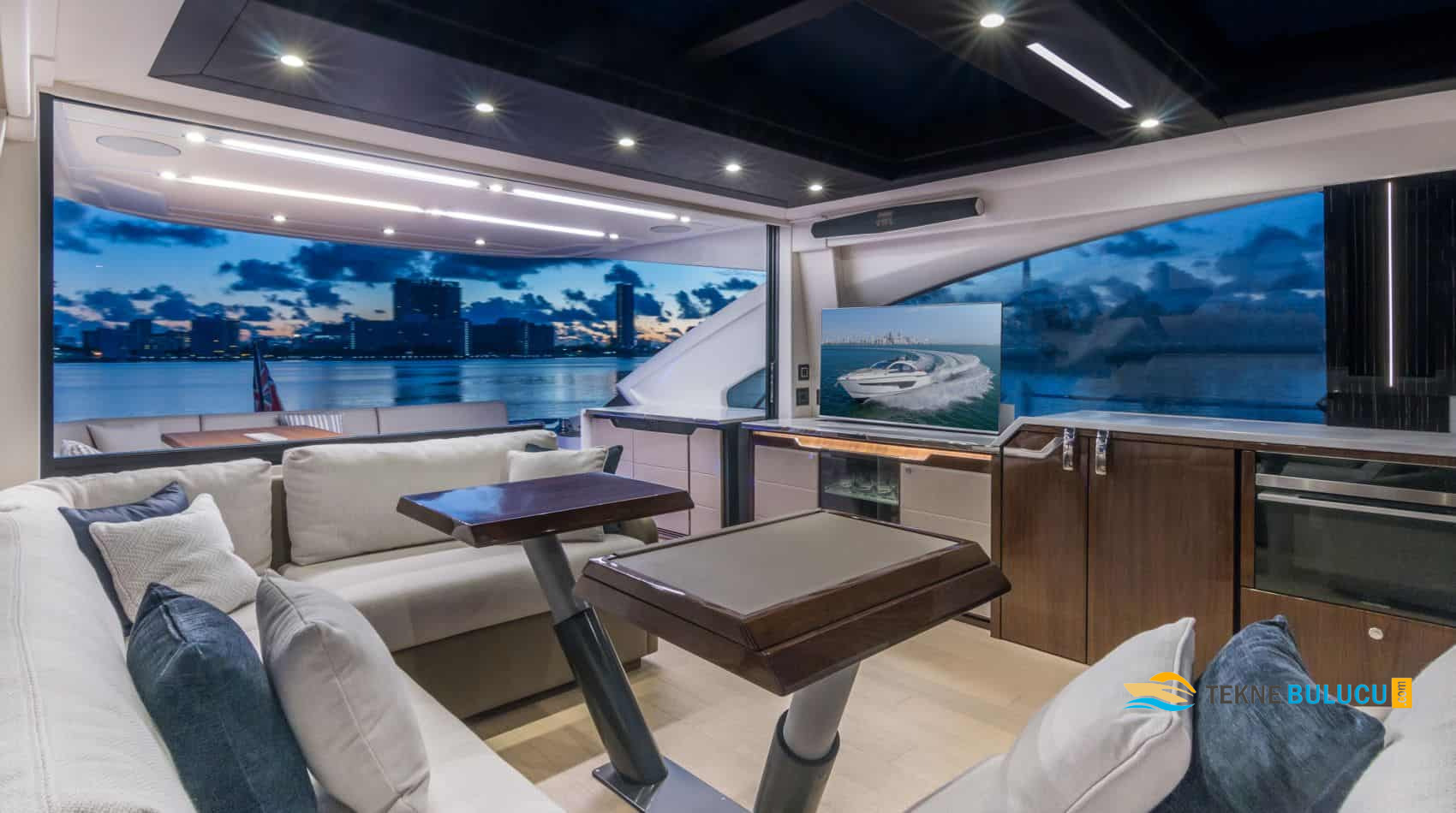 Fairline Targa 63 GTO 2024 iç mekan 3
