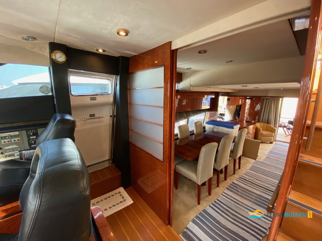 Fairline Squadron 74 2016 iç mekan 3