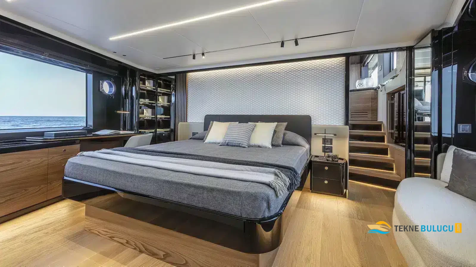 Absolute Navetta 64 2021 iç mekan 3