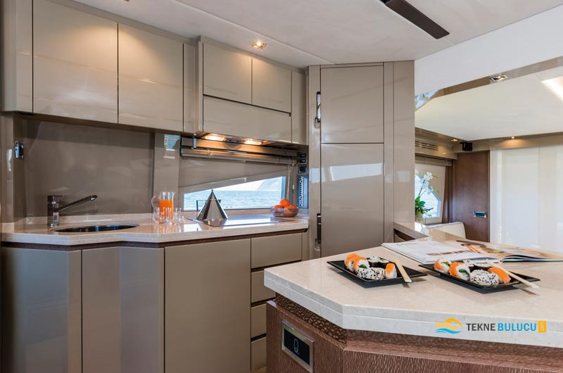 Dominator 640 2013 iç mekan 3