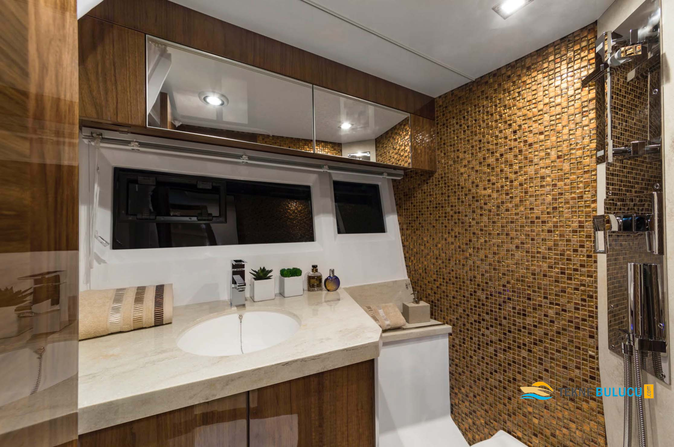 Galeon 360 Fly 2026 iç mekan 3