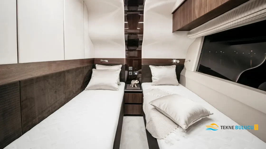 Galeon 680 Fly 2023 iç mekan 3