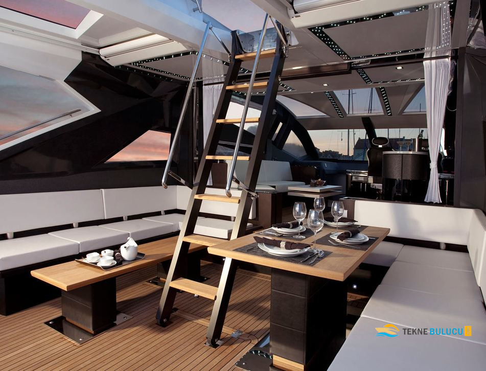 Galeon 700 Skydeck 2020 iç mekan 3