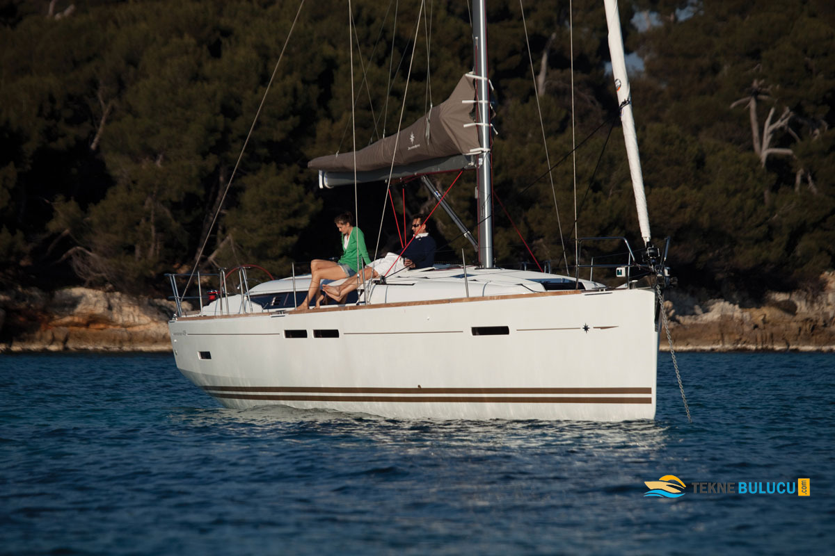 Jeanneau Sun Odyssey 439 2014 iç mekan 3