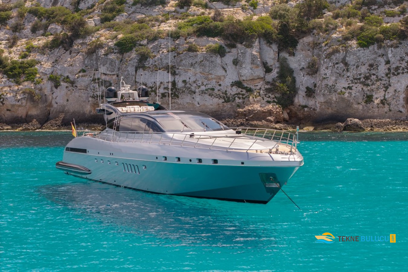 Mangusta 92 2006 iç mekan 3