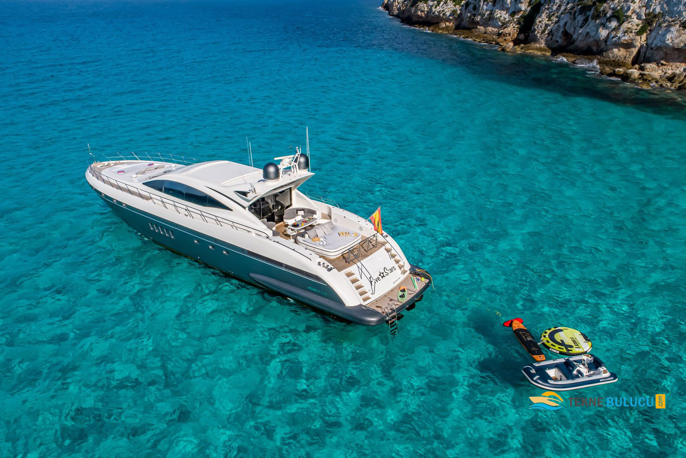 Mangusta 92 2013 iç mekan 3