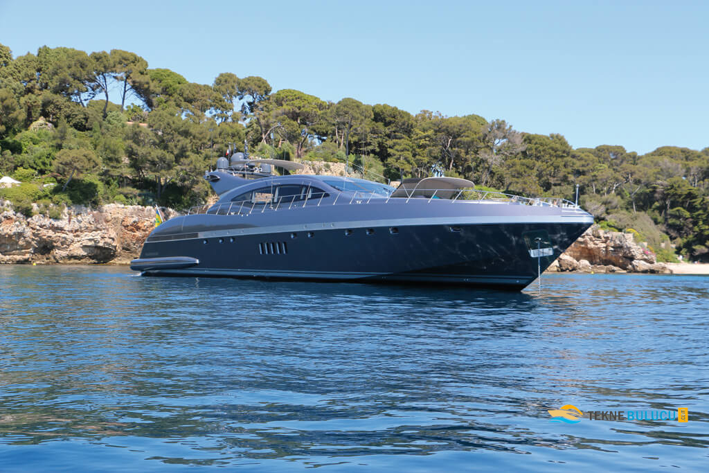 Mangusta 108 2012 iç mekan 3