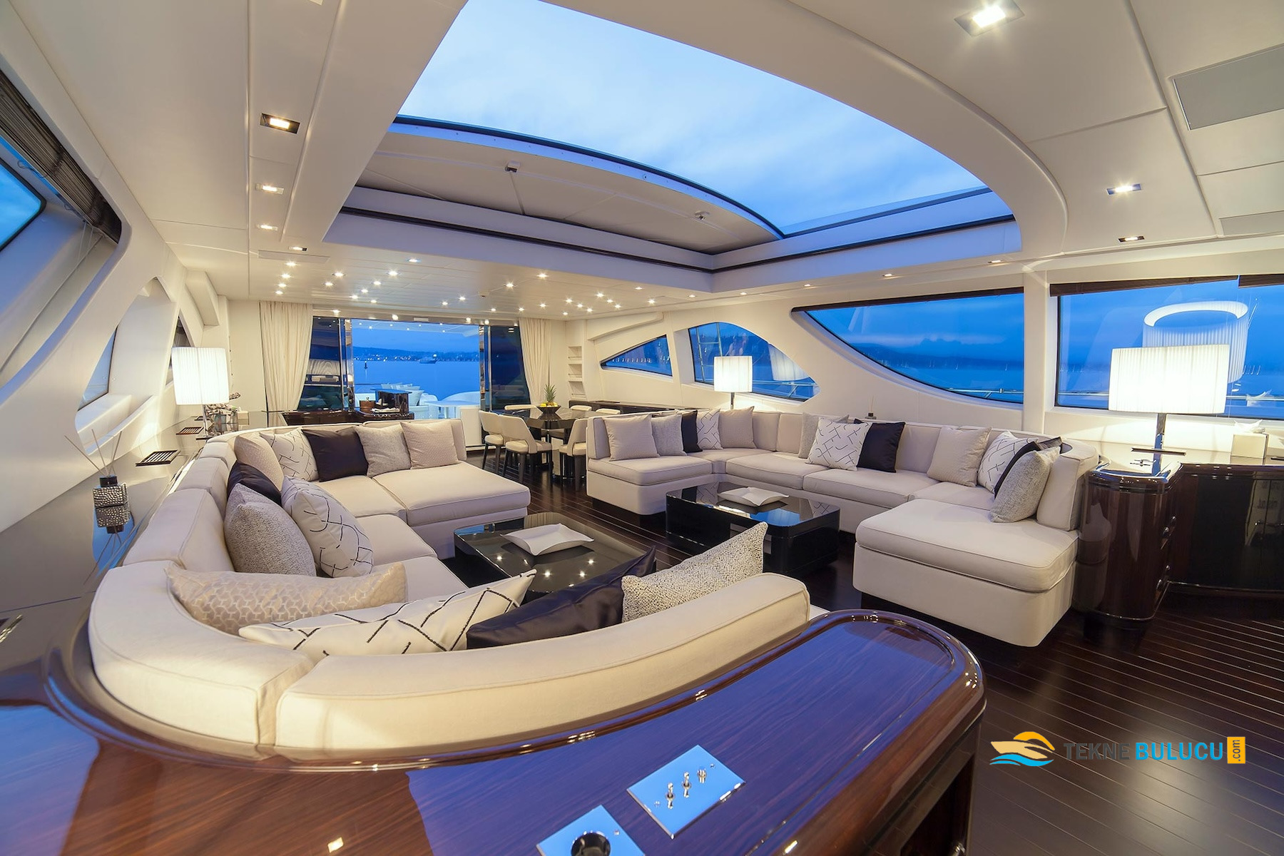 Mangusta 130 2011 iç mekan 3