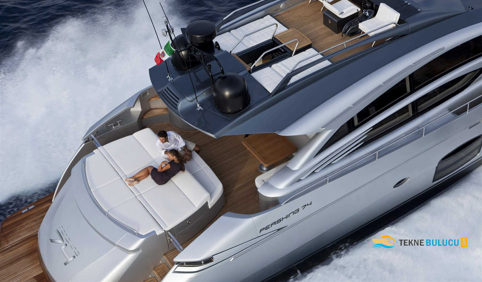 Pershing 74 2016 iç mekan 3