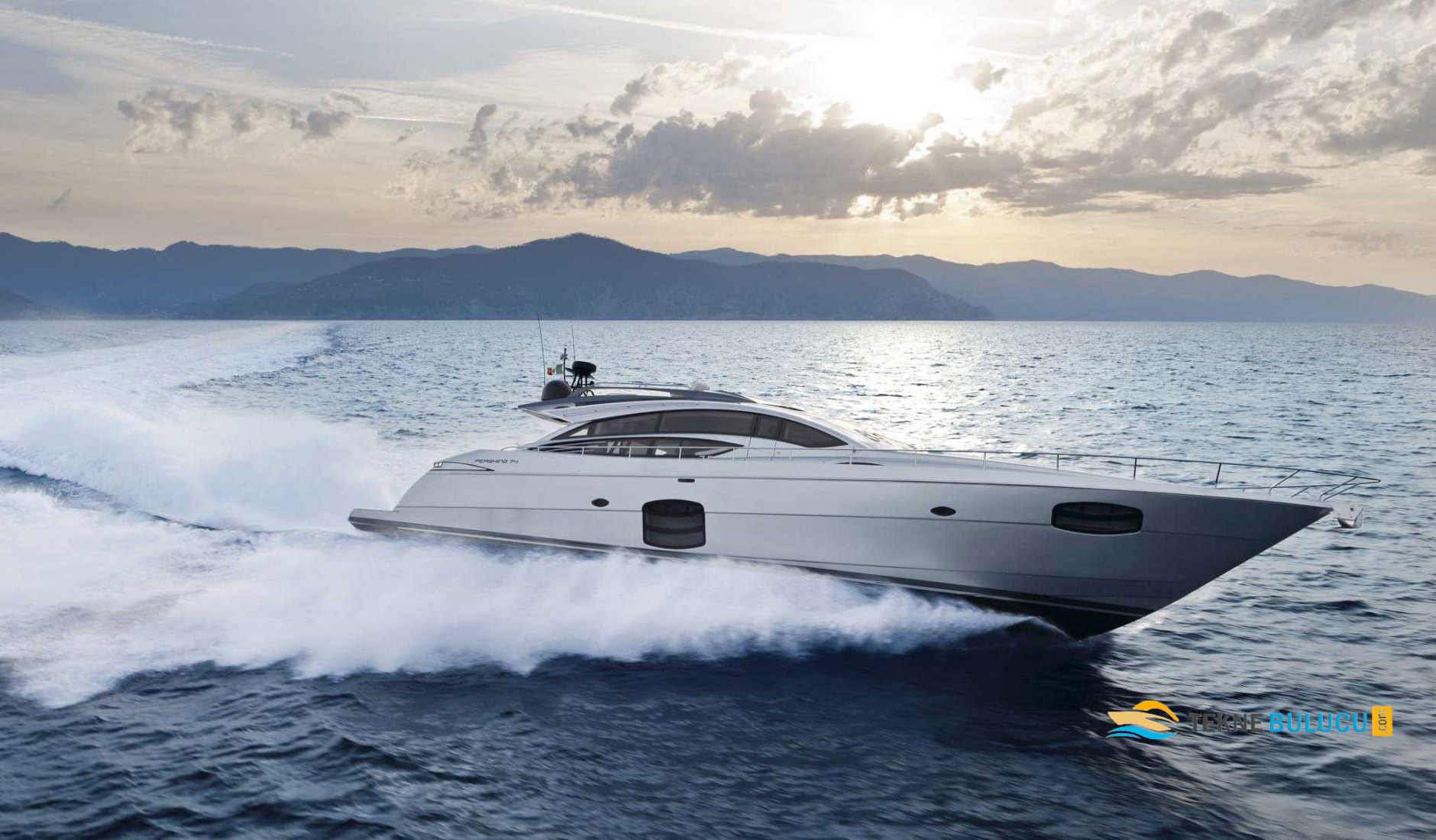 Pershing 74 2020 iç mekan 3