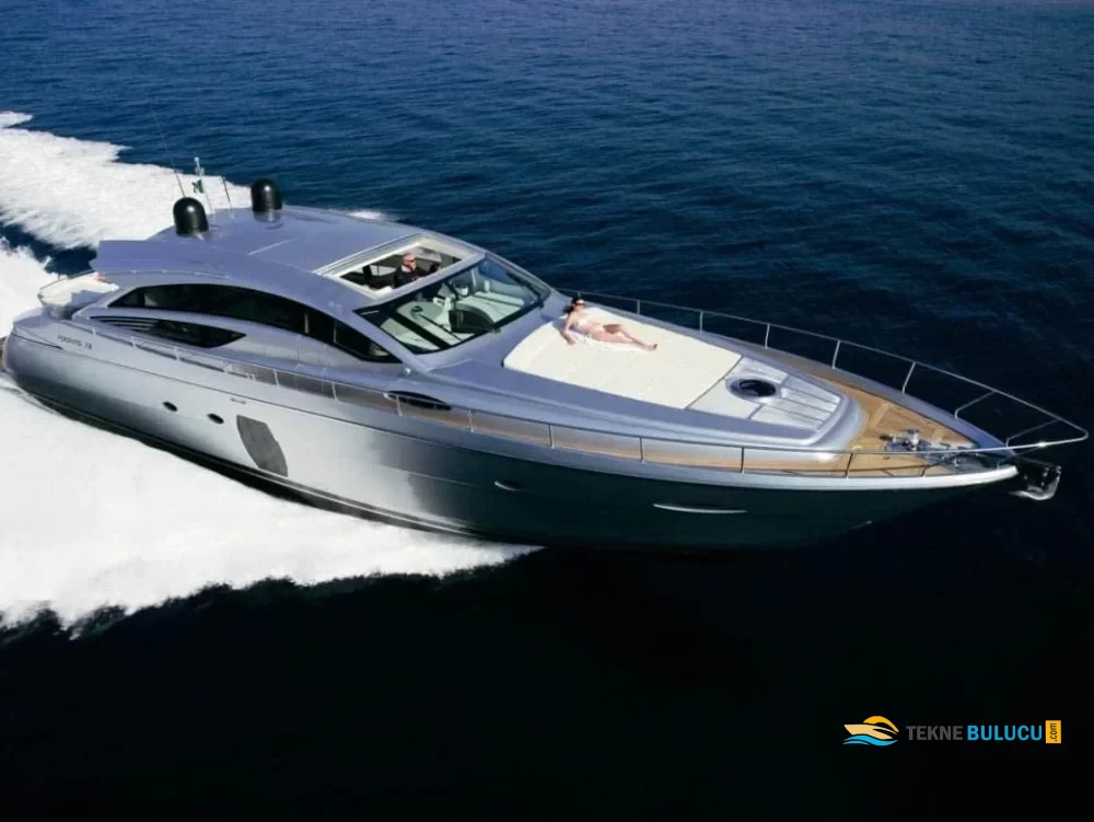 Pershing 72 2012 inceleme