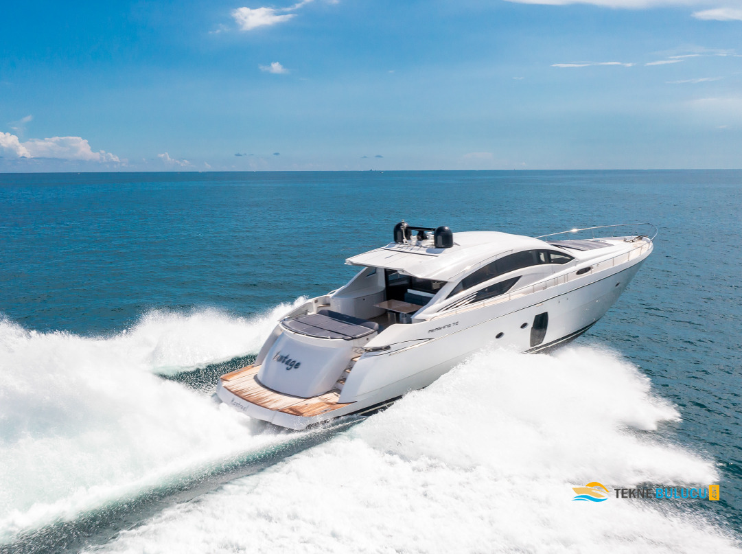 Pershing 72 2019 inceleme