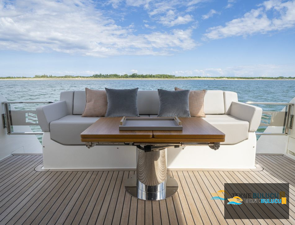 Ferretti 500 2014 iç mekan 3