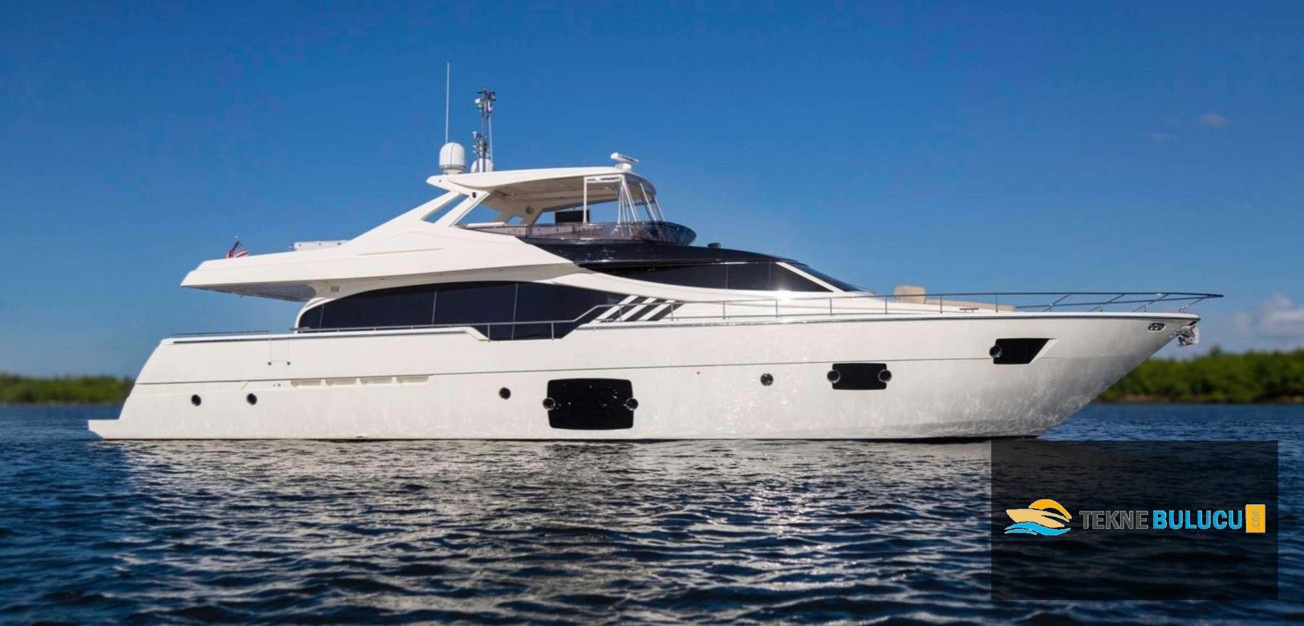 Ferretti 870 2015 iç mekan 1