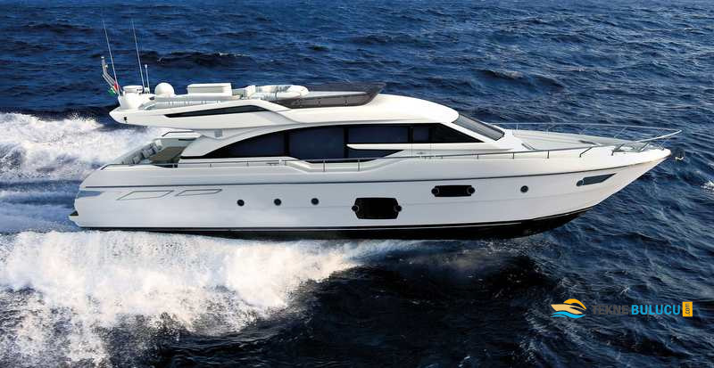 Ferretti 690 2015 iç mekan 1