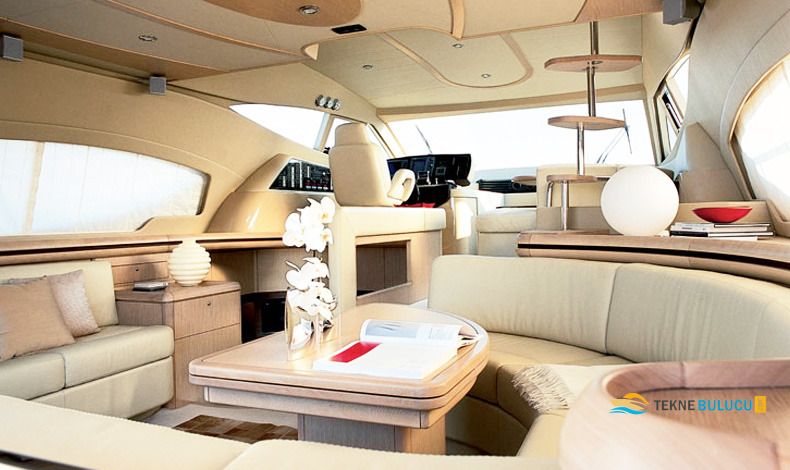 Ferretti 550 2016 iç mekan 2