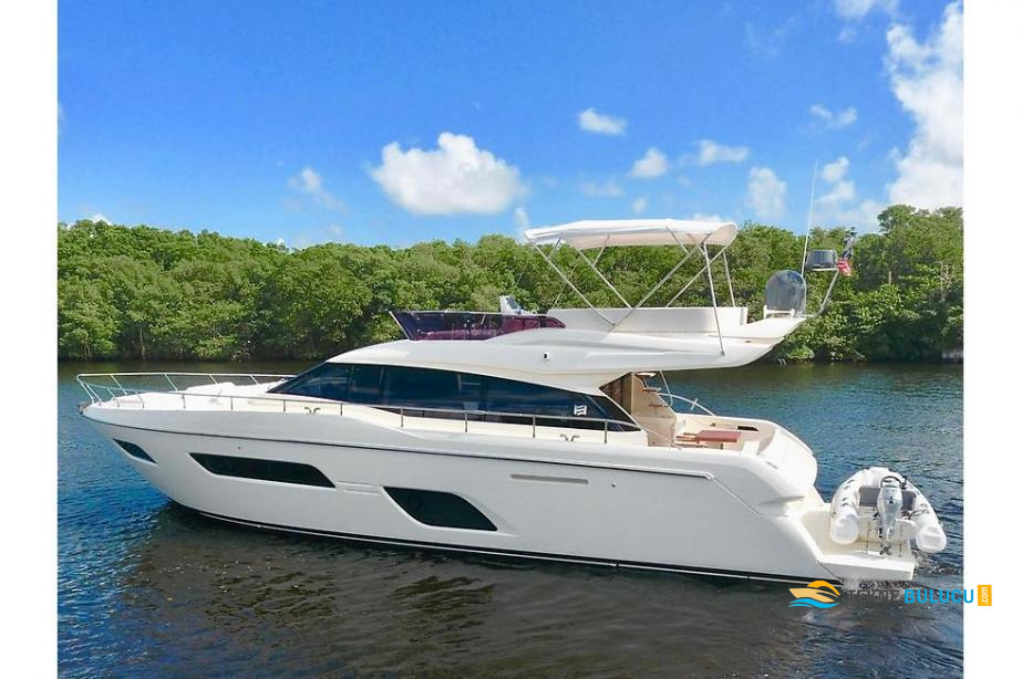 Ferretti 550 2018 iç mekan 1