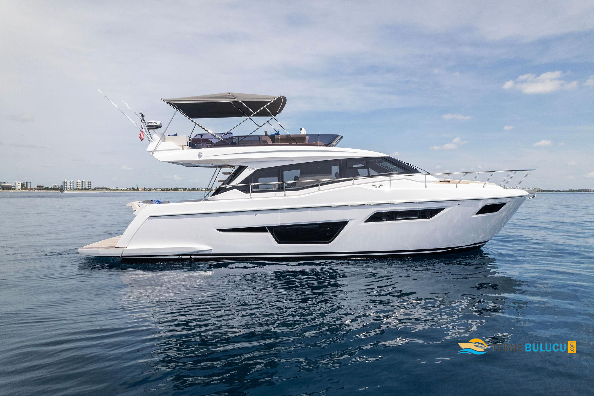 Ferretti 500 2025 iç mekan 2