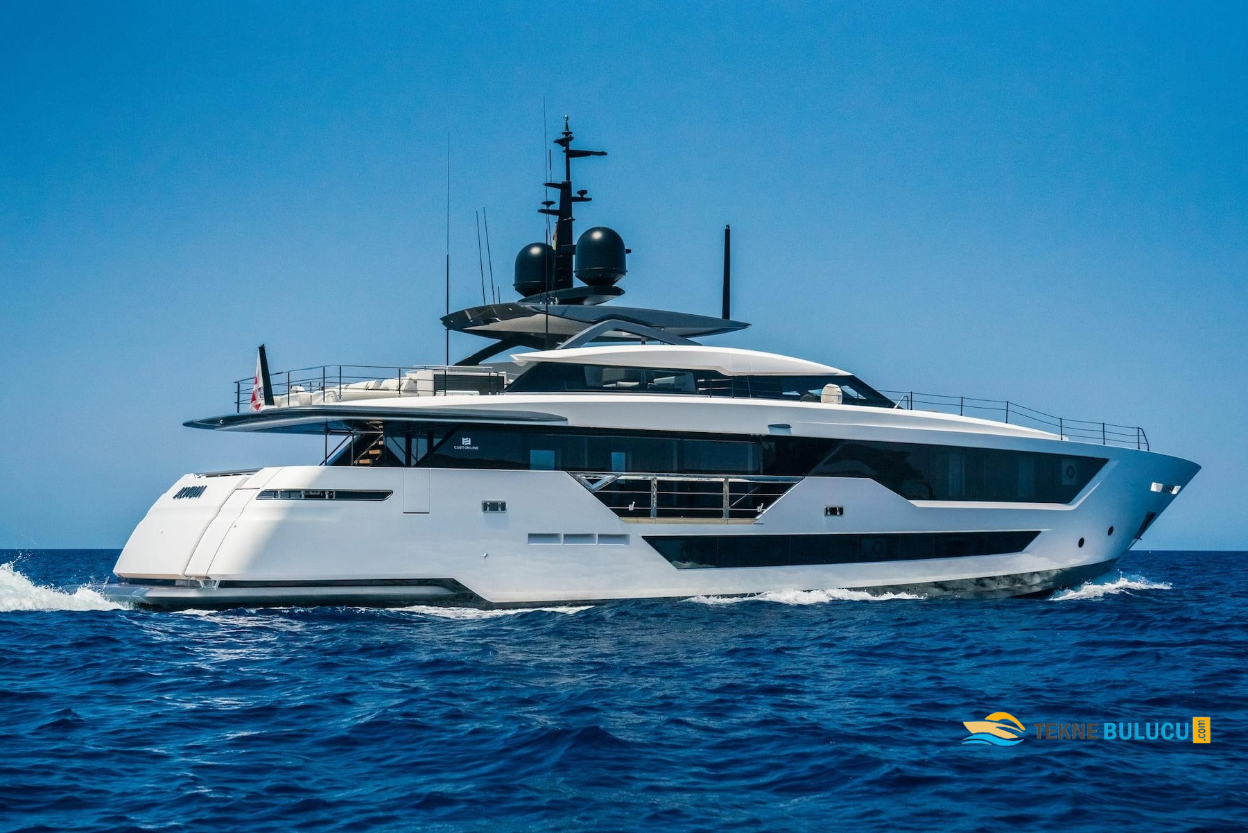 Ferretti 1000 2024 iç mekan 3