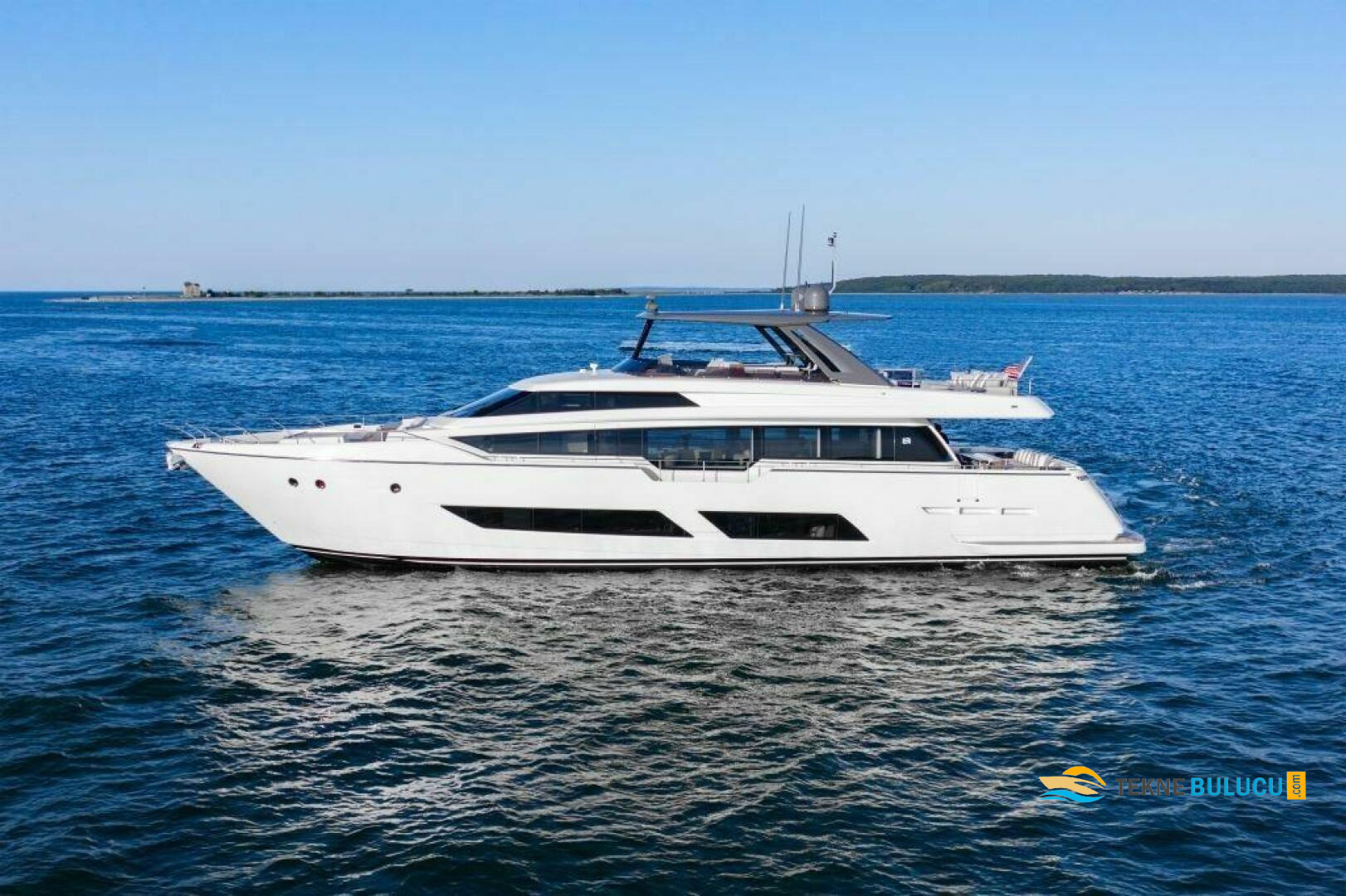 Ferretti 1000 2026 iç mekan 1