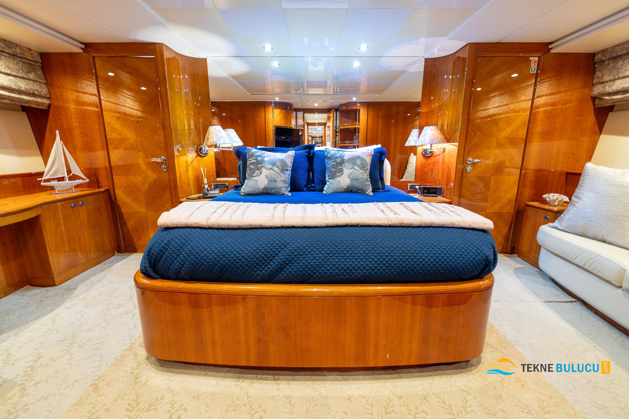 Azimut 100 Jumbo 2003 iç mekan 3