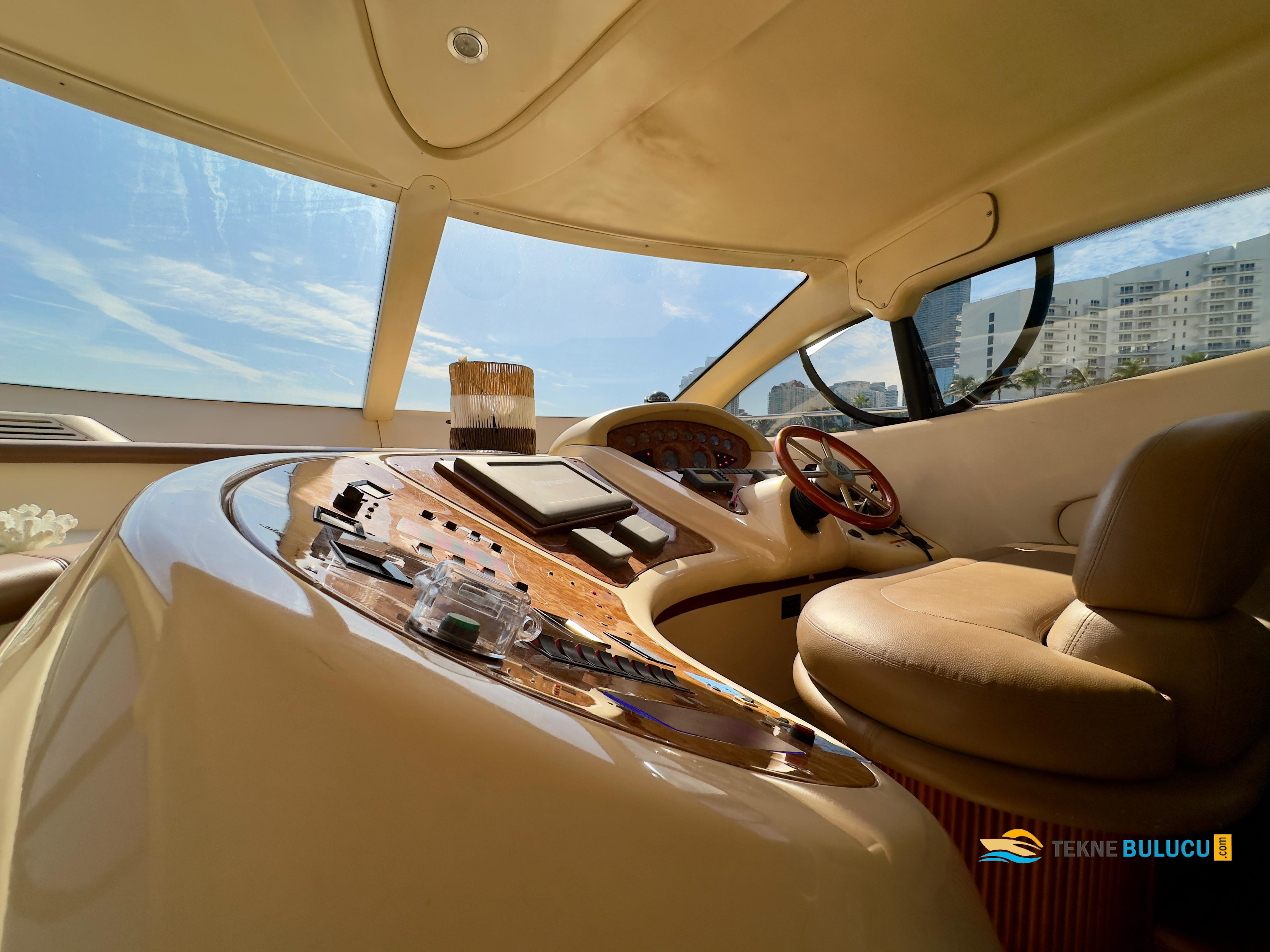 Azimut 46 Fly 2007 iç mekan 3