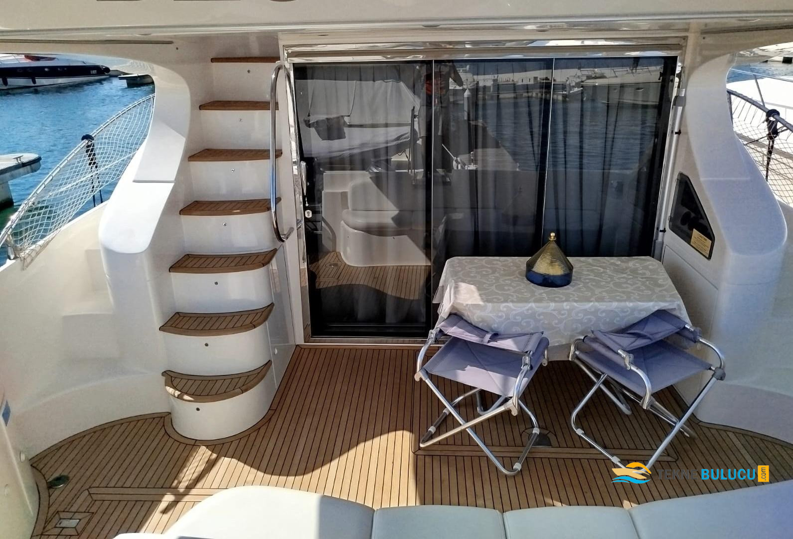 Azimut 50 Fly 2010 iç mekan 1