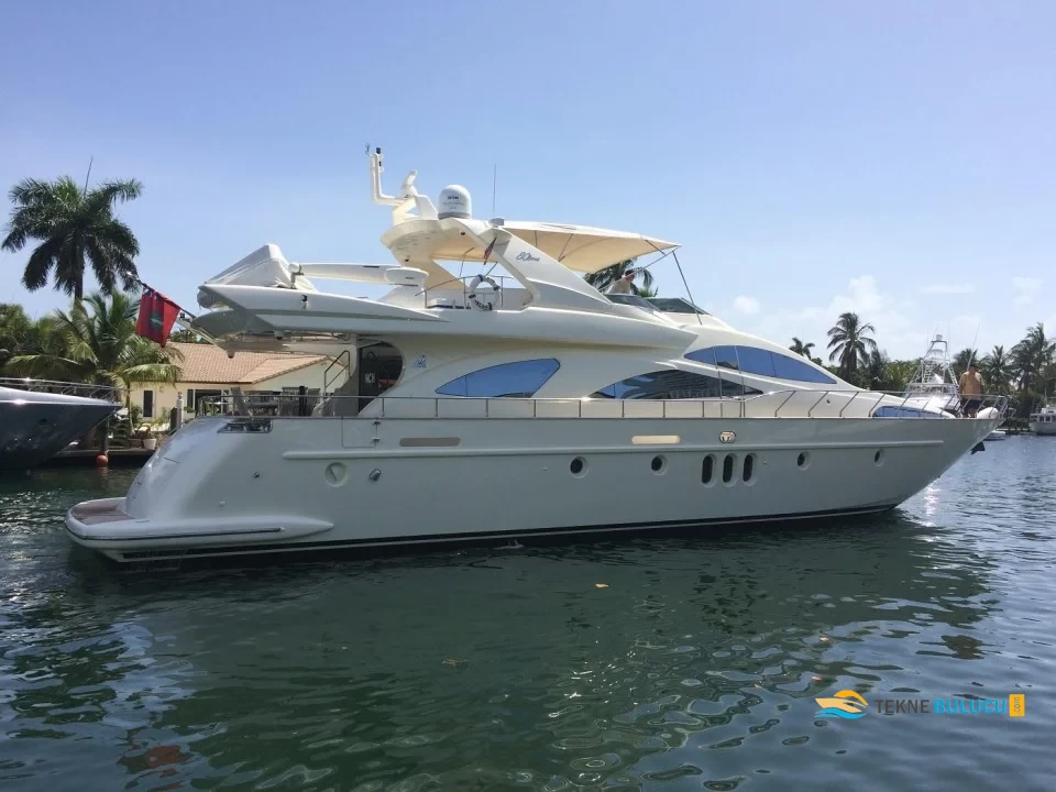 Azimut 80 Carat 2004 iç mekan 2