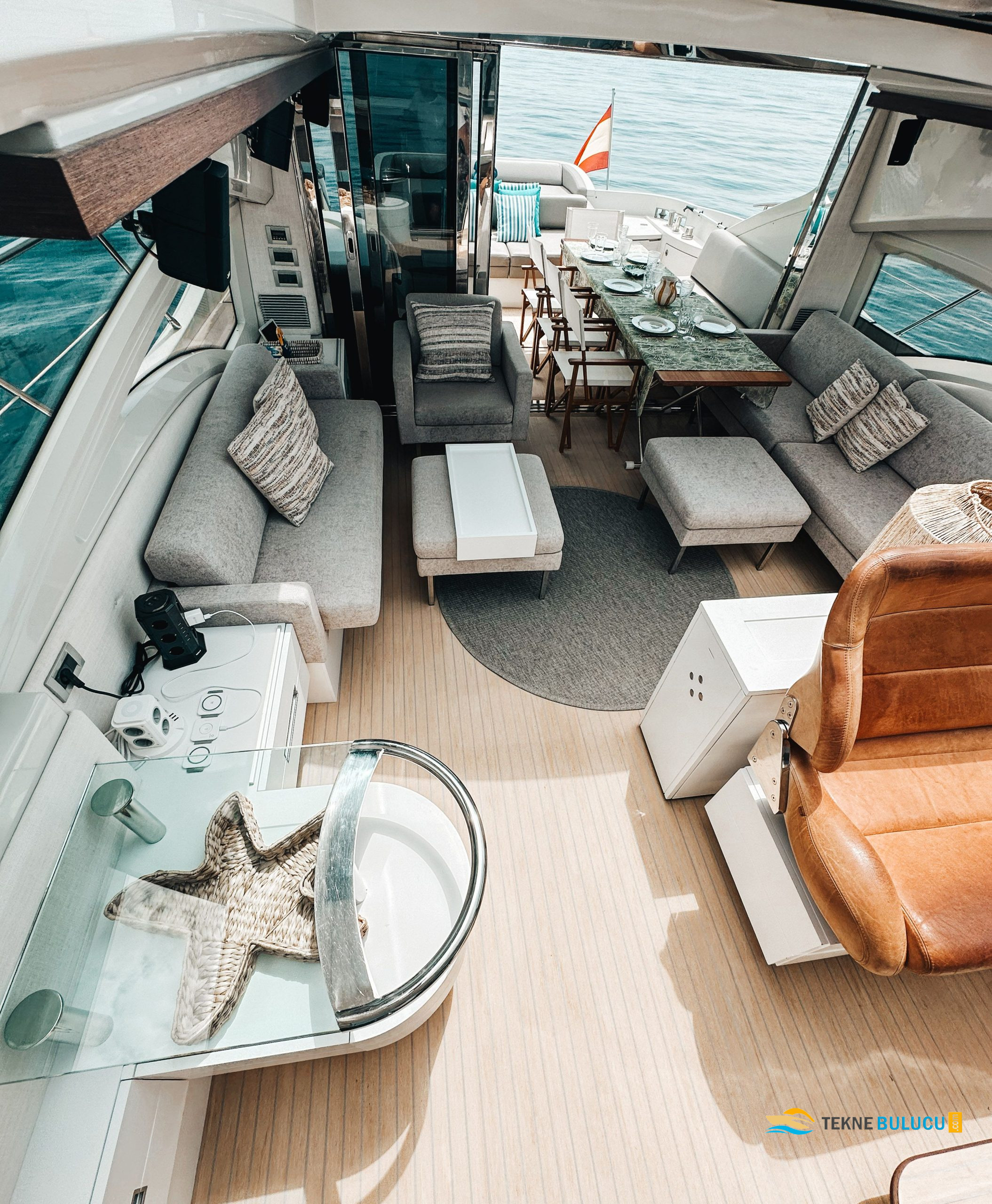 Azimut 68S 2008 iç mekan 1