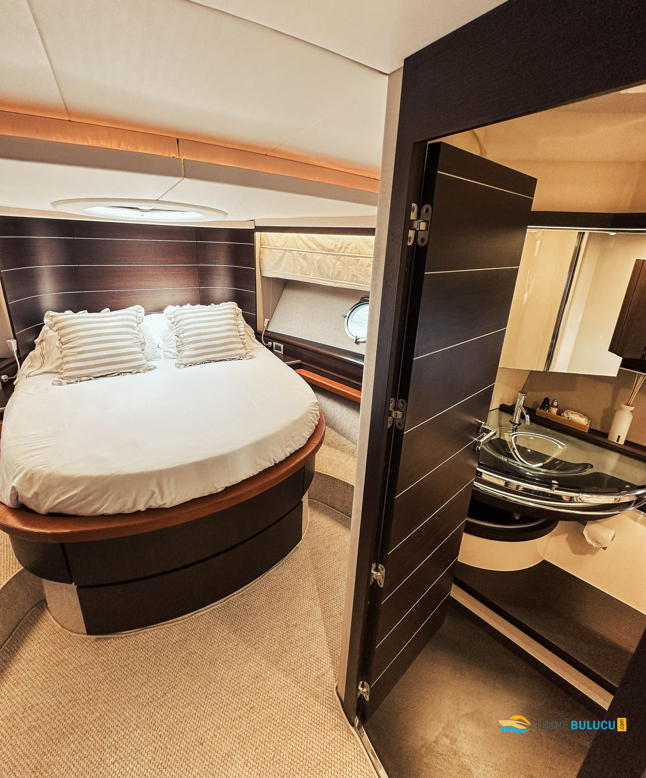 Azimut 68S 2012 iç mekan 3