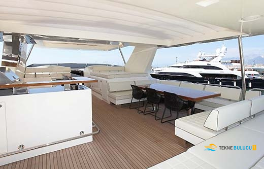 Azimut 105 Grande 2007 iç mekan 2