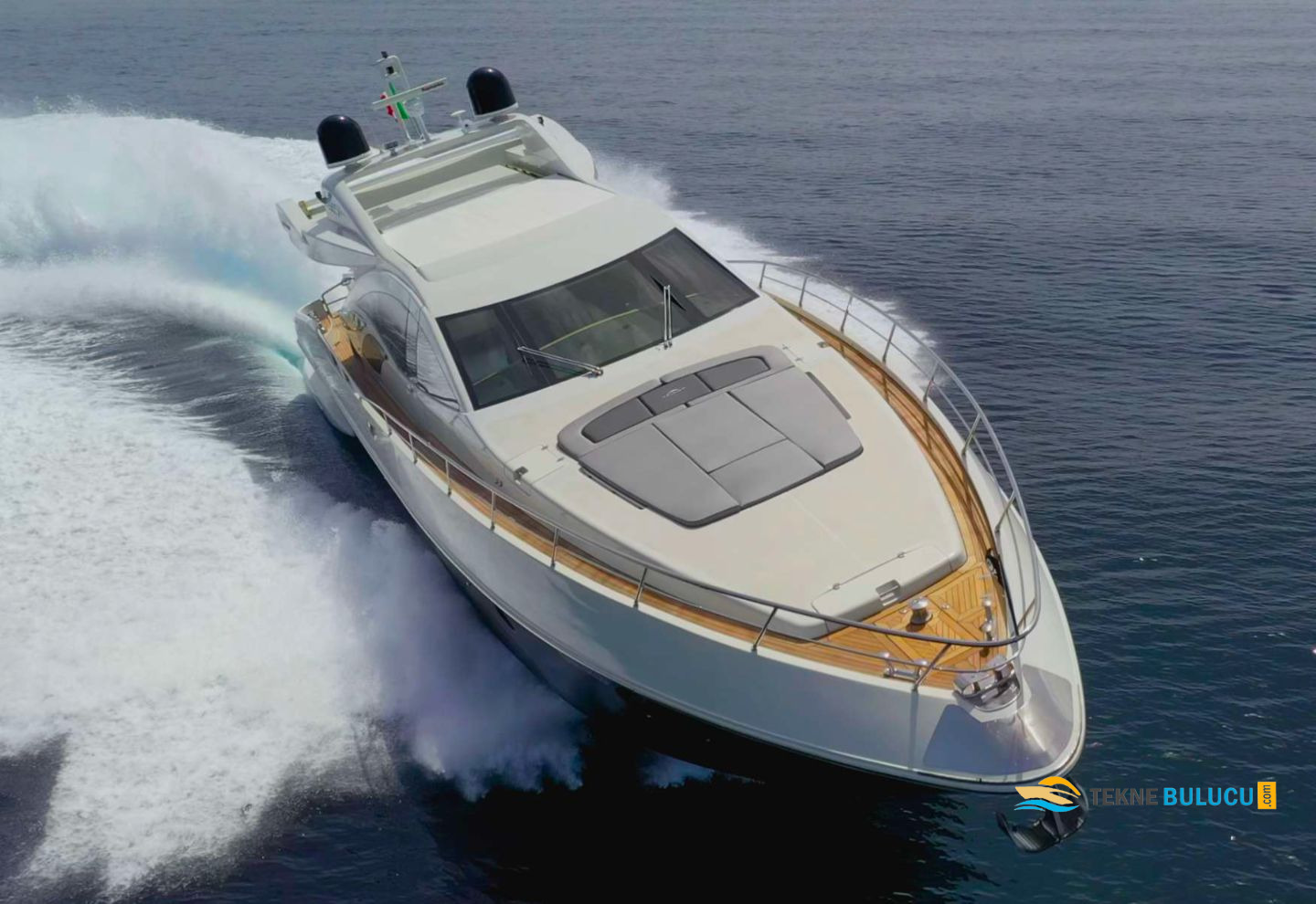 Azimut 86S 2011 iç mekan 1