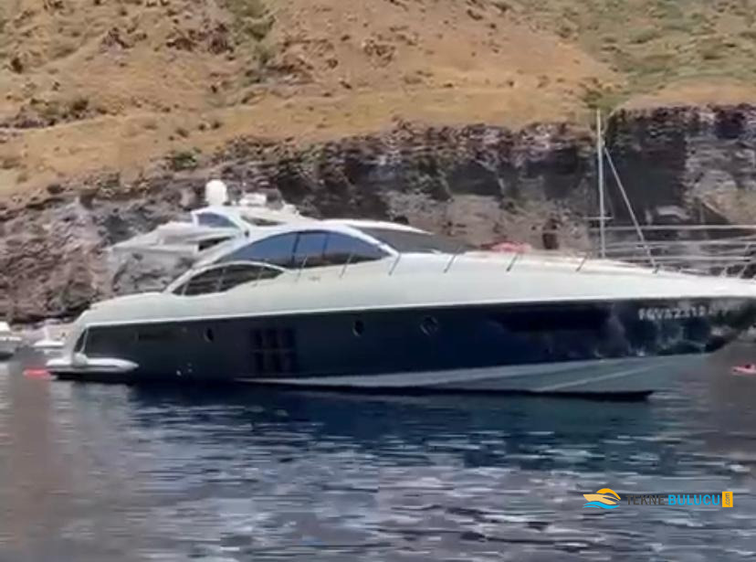 Azimut 62S 2008 iç mekan 1