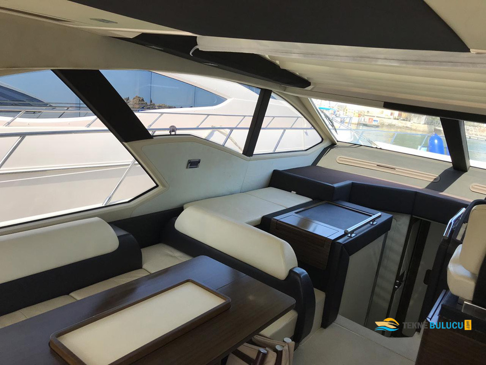 Azimut 55S 2013 iç mekan 3