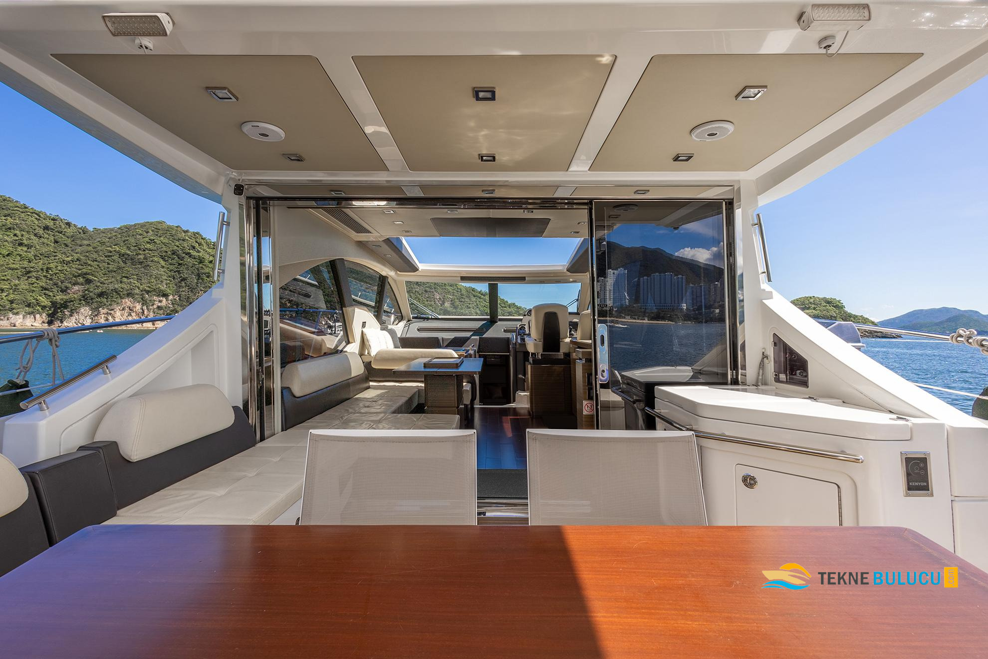 Azimut 55S 2015 iç mekan 1