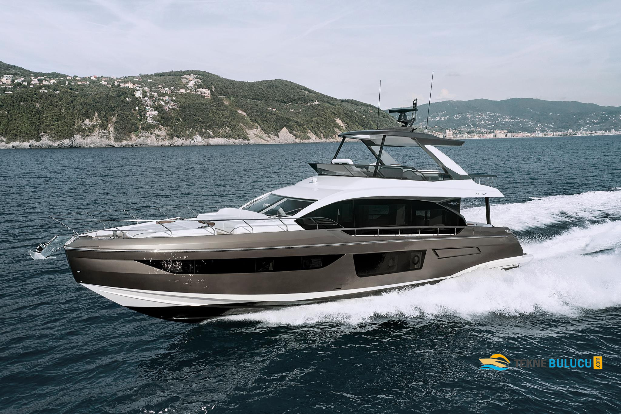 Azimut 80 Fly 2021 iç mekan 1