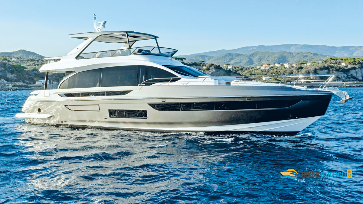 Azimut 72 Fly 2026 iç mekan 3