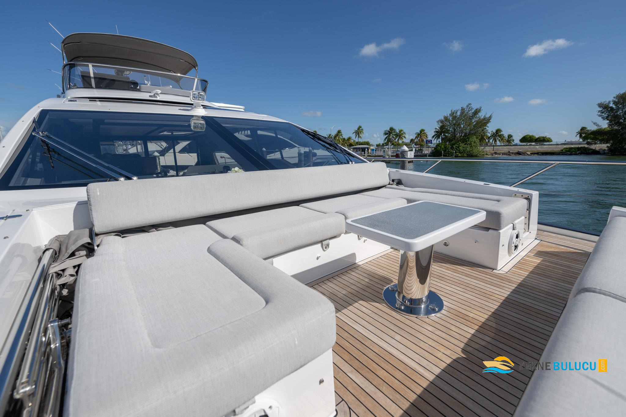 Azimut S7 2018 iç mekan 2