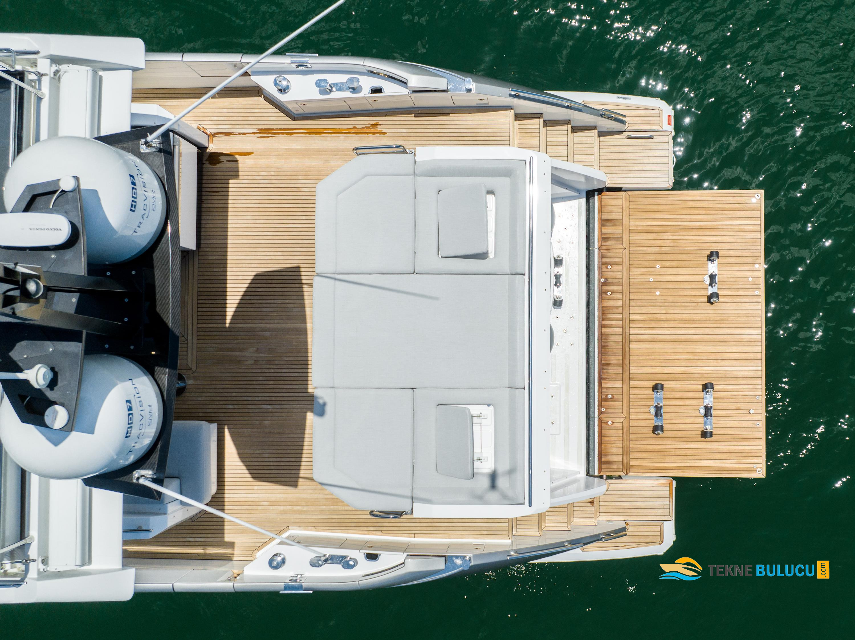 Azimut S7 2024 iç mekan 3