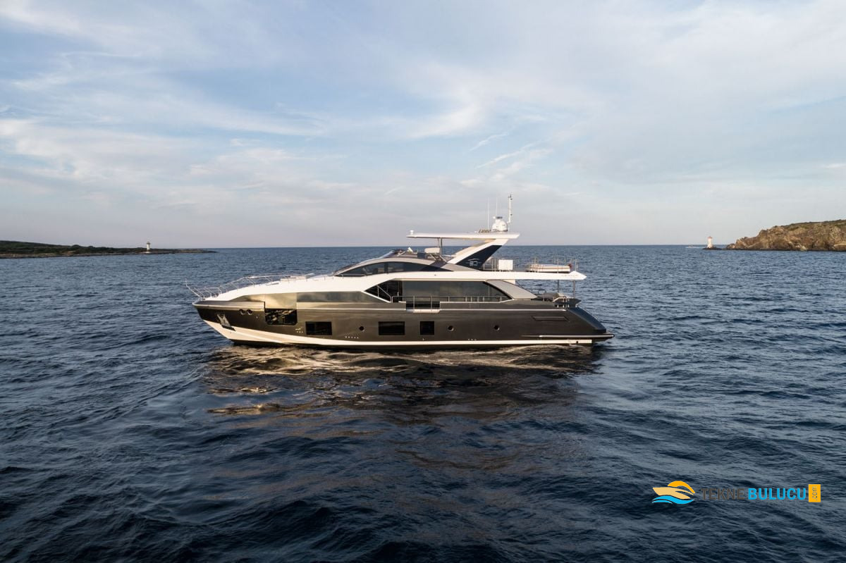 Azimut Grande 27 Metri 2018 iç mekan 1