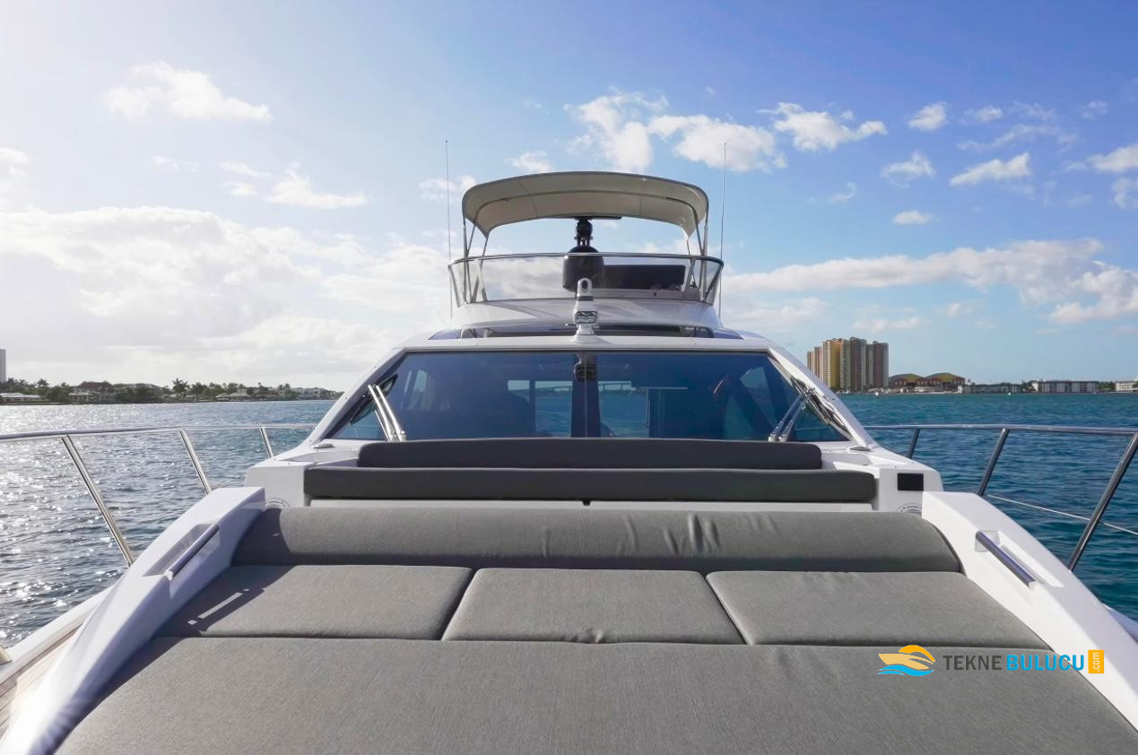 Azimut S6 2022 iç mekan 3