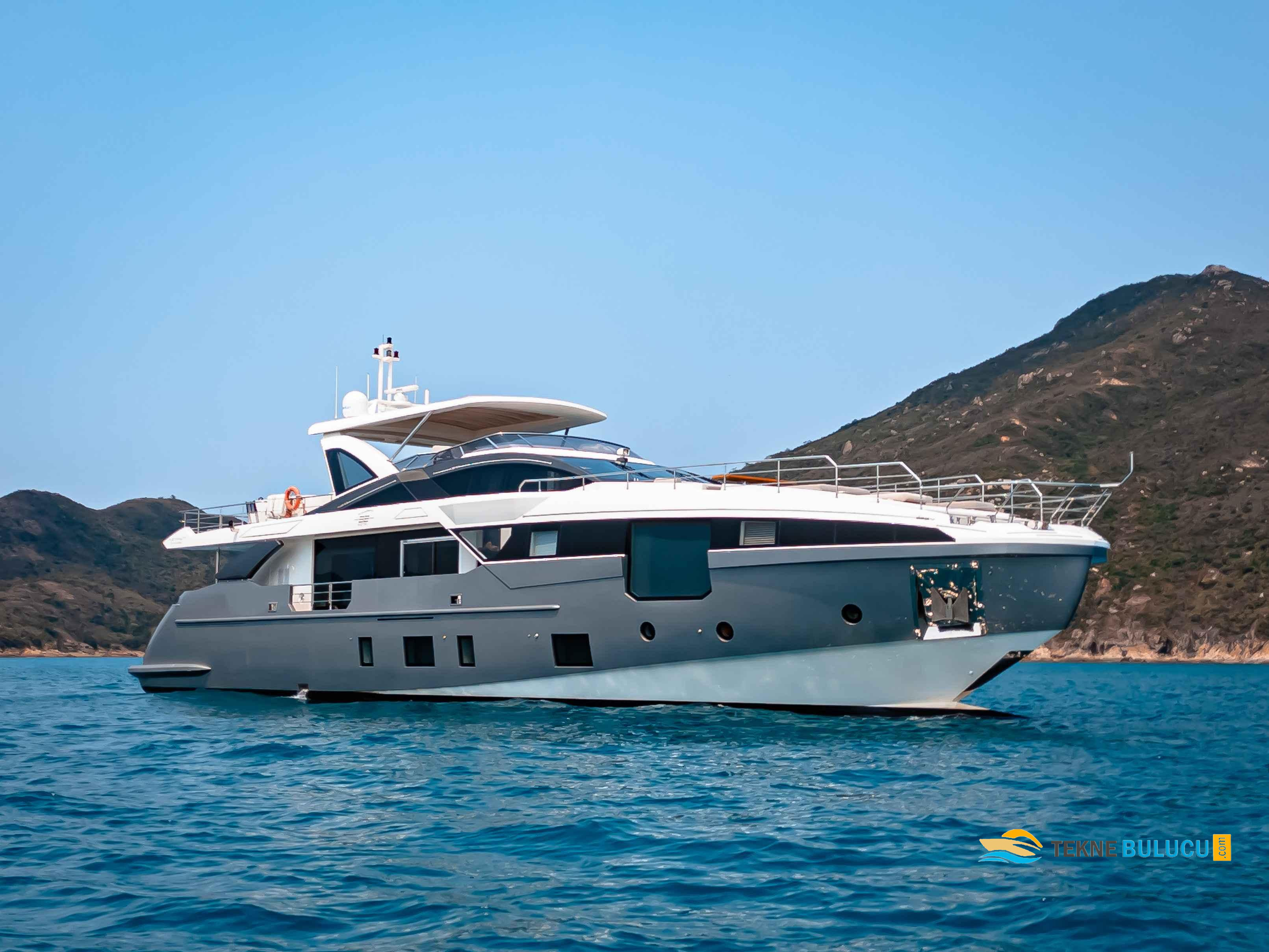 Azimut Grande 32 Metri 2018 iç mekan 1