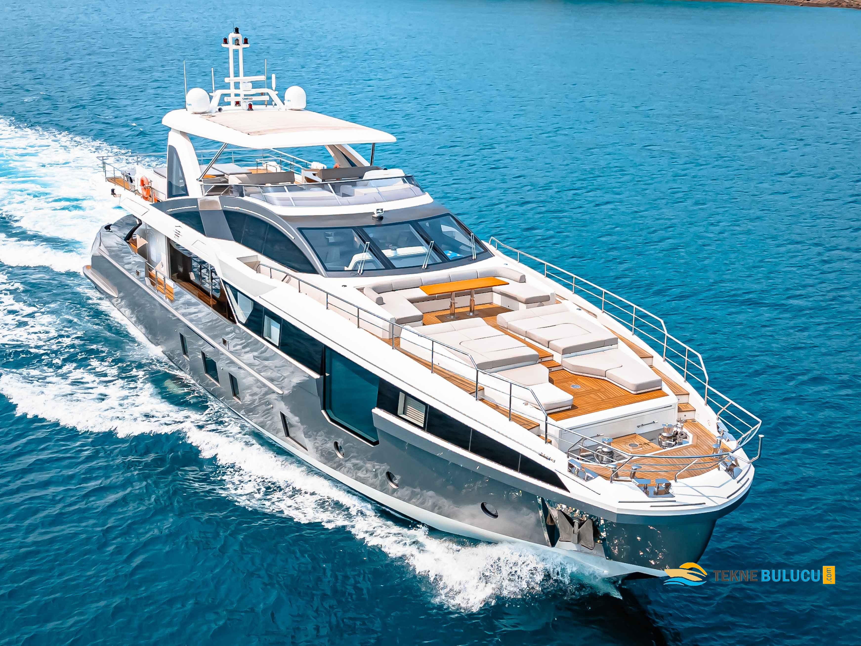 Azimut Grande 32 Metri 2025 iç mekan 1