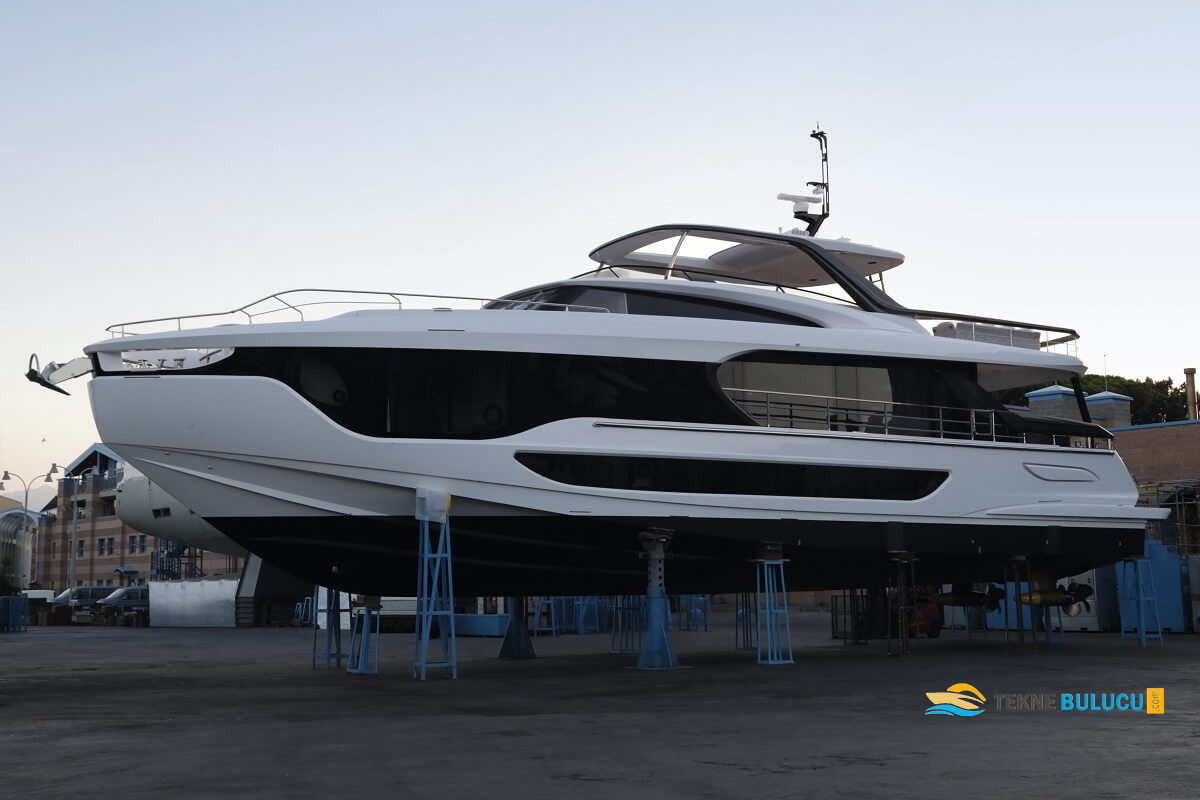 Azimut Grande 25 Metri 2023 iç mekan 2