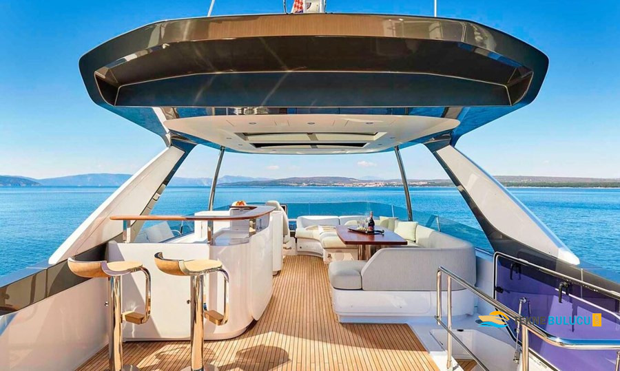 Azimut 78 Fly 2022 iç mekan 1