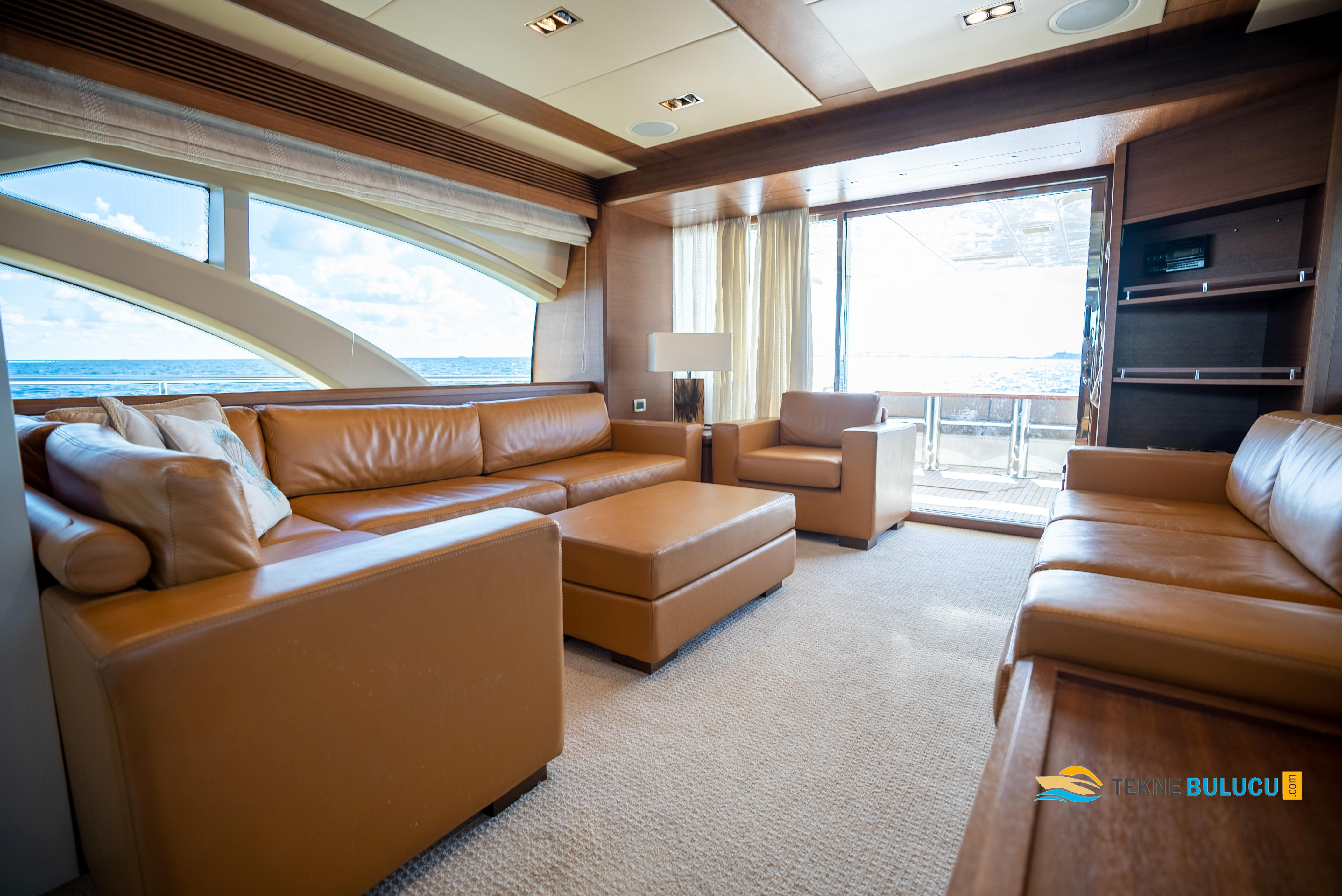 Azimut 78 Fly 2024 iç mekan 2